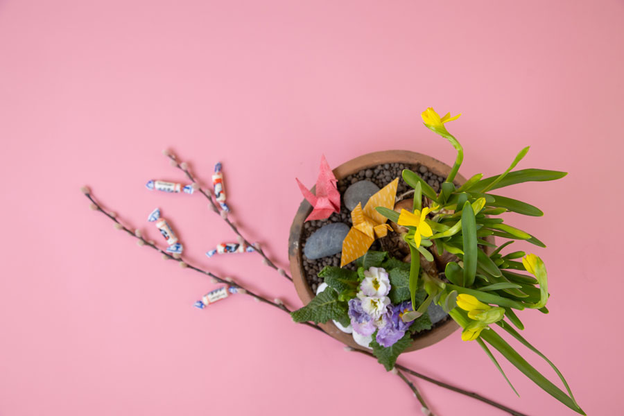 Bulb Flower Arrangement - Image 2